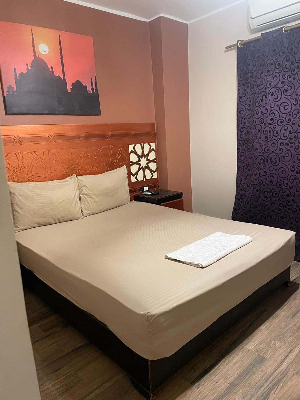 H100 Pyramids View Hostel Giza ภายนอก รูปภาพ
