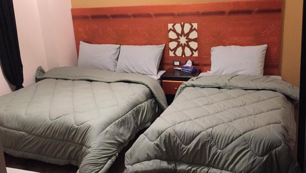 H100 Pyramids View Hostel Giza ภายนอก รูปภาพ